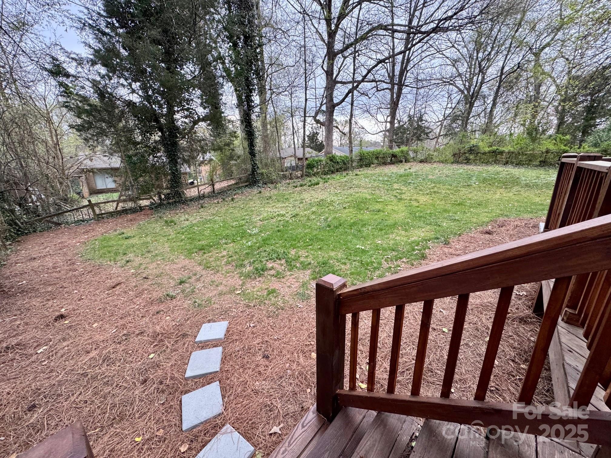4805 Horizon Circle