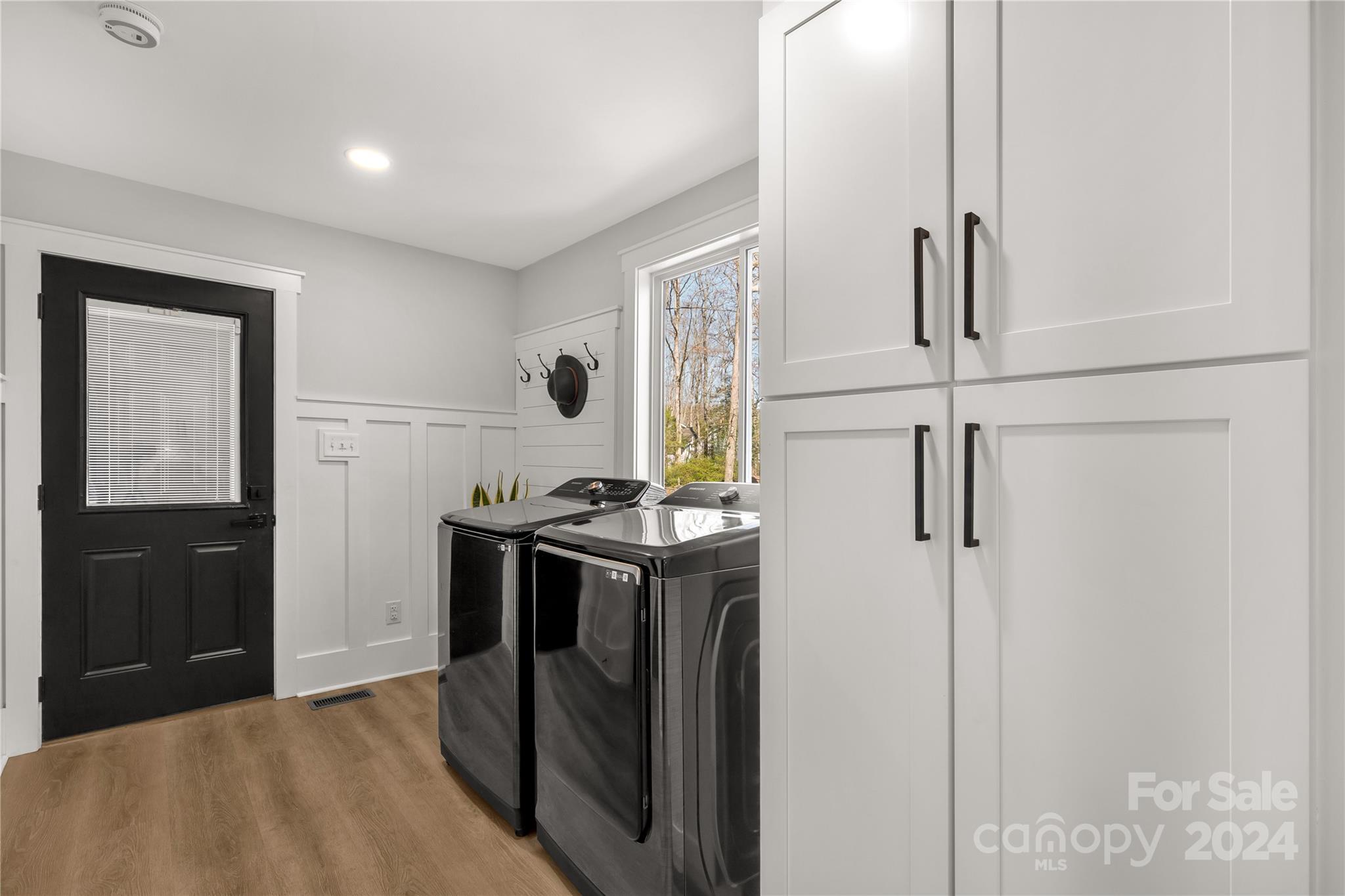 River Hills - Residential