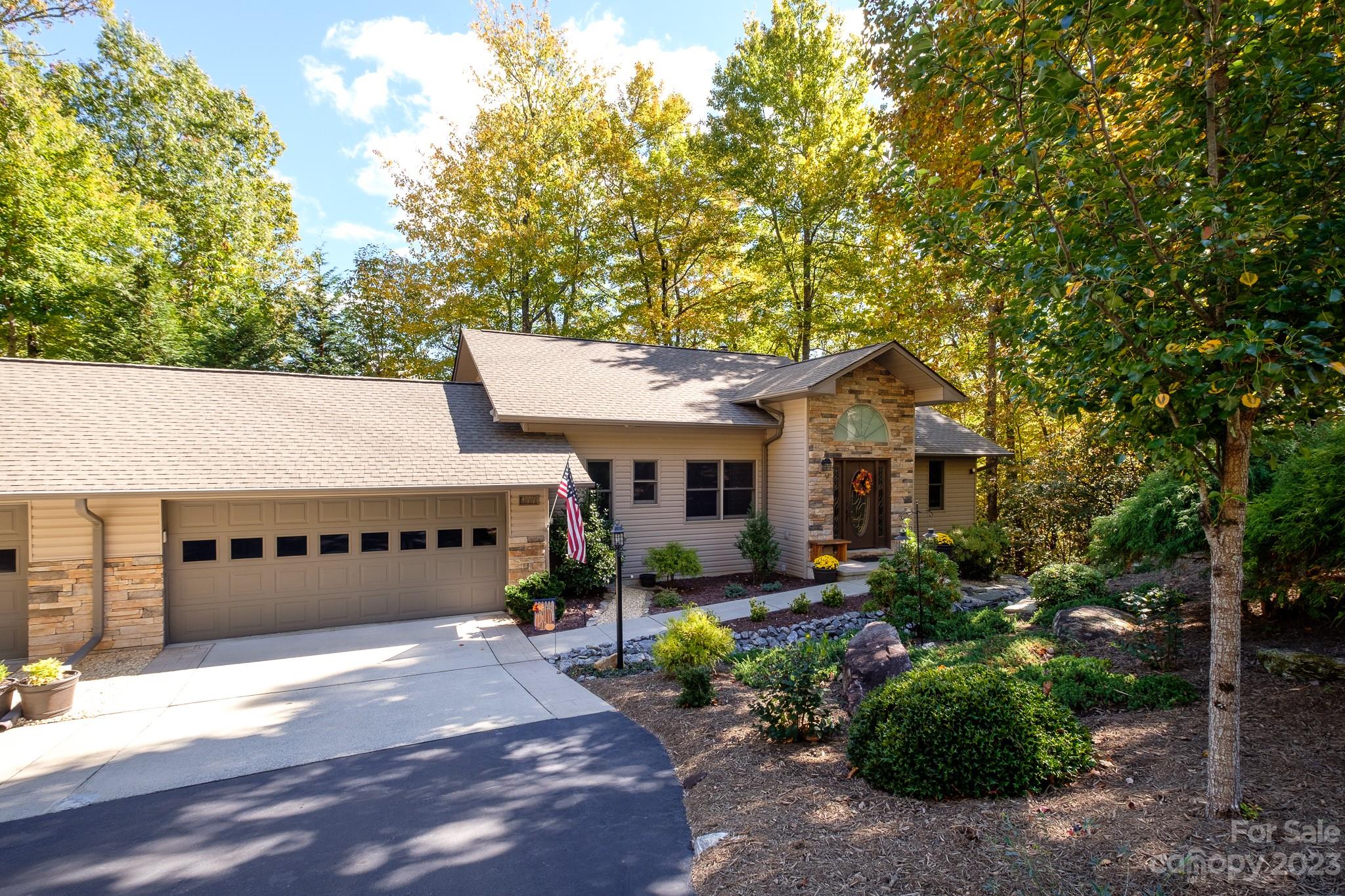 Connestee Falls - Residential