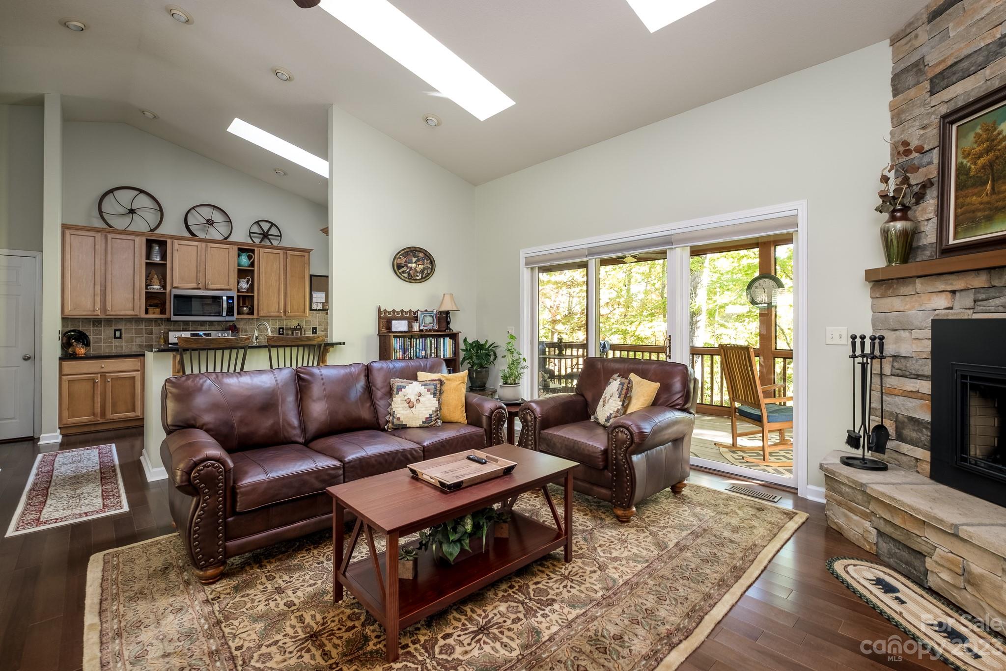 Connestee Falls - Residential