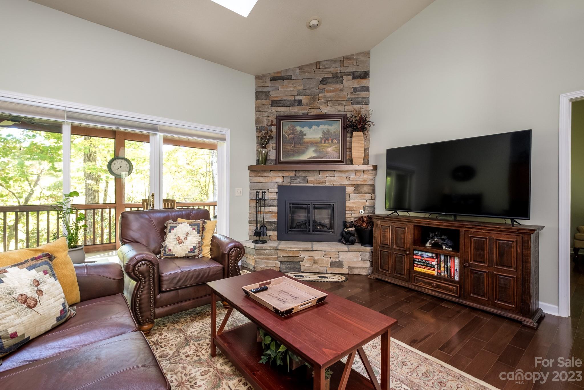 Connestee Falls - Residential