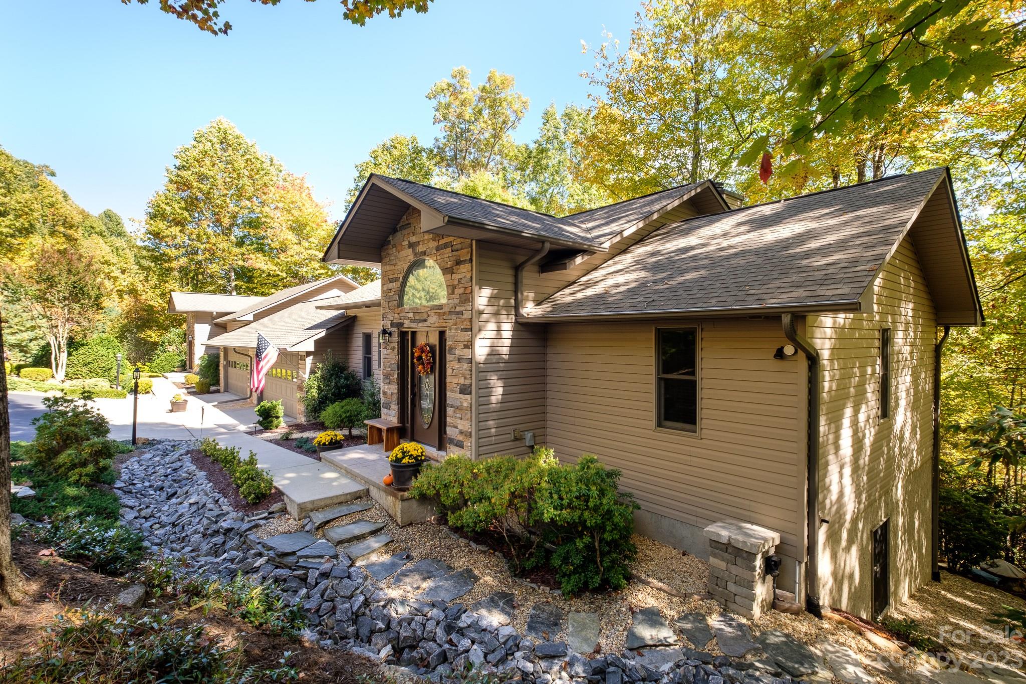 Connestee Falls - Residential