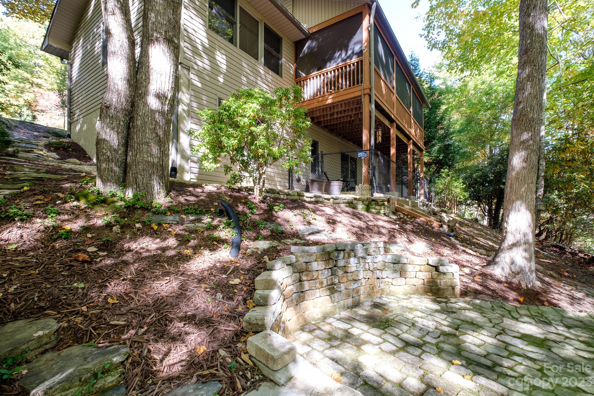 Connestee Falls - Residential