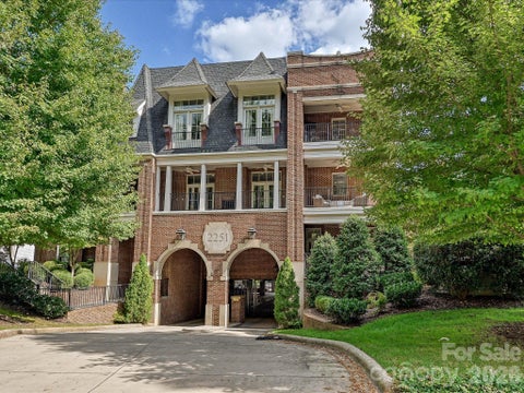 Photo of 2251 Selwyn Avenue #203, Charlotte, NC 28207 (MLS # 4429723)