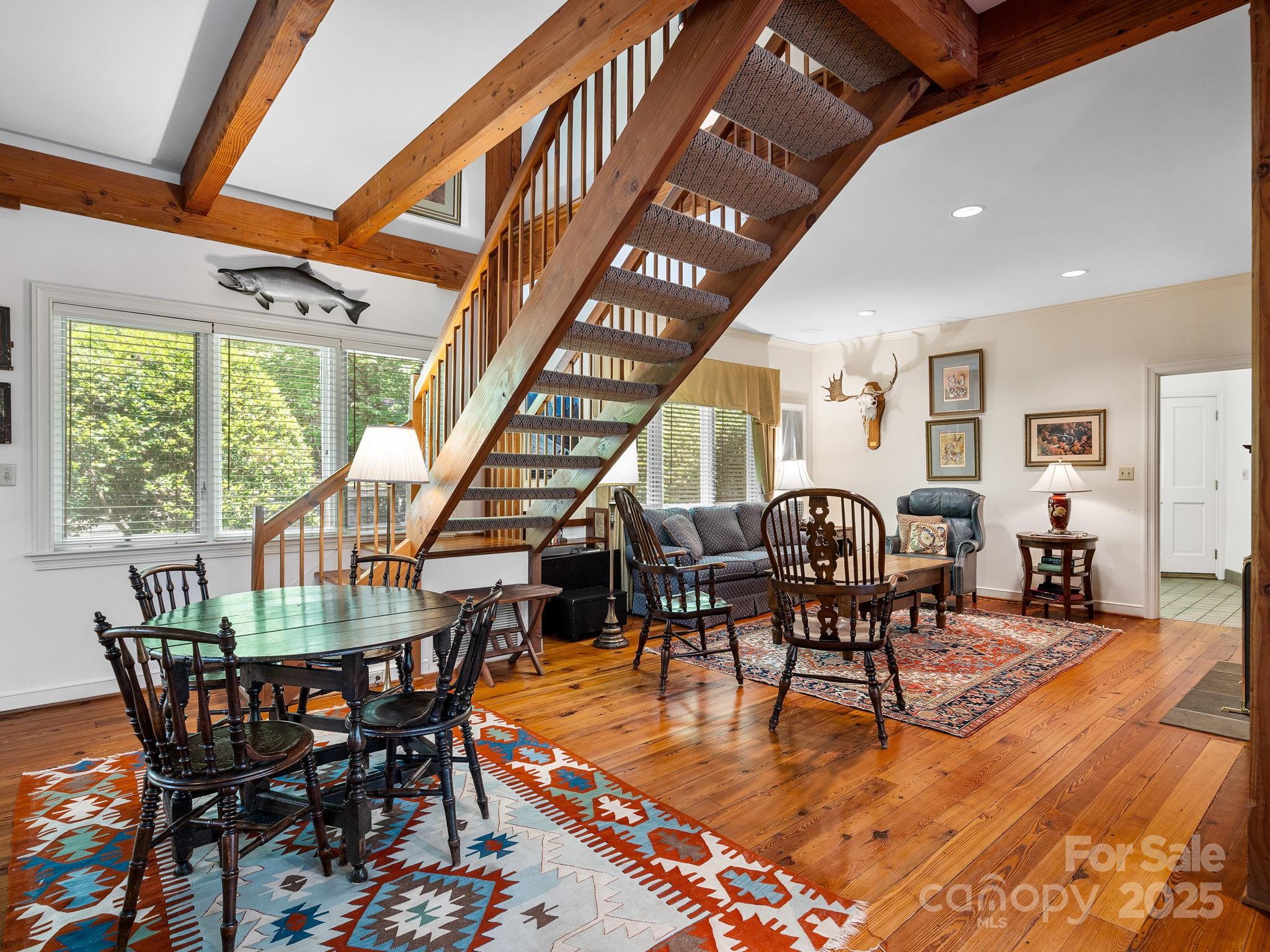 1360 Skunk Hollow Road
