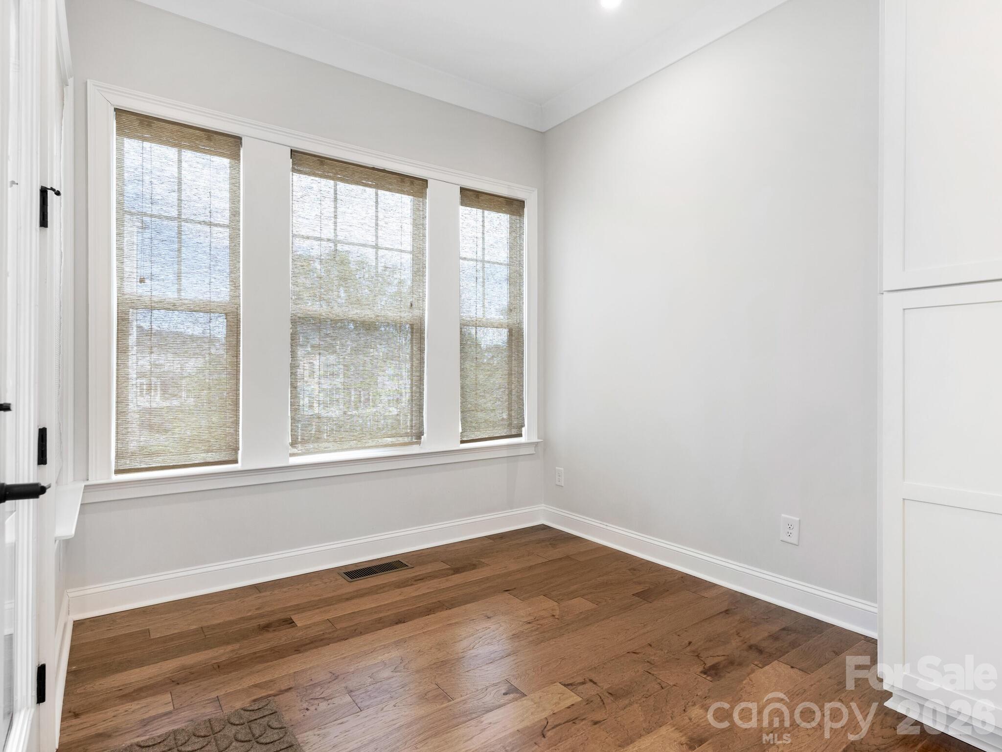 Elizabeth - Residential