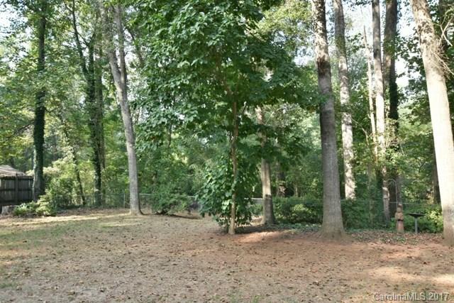 Camelot Woods - Residential