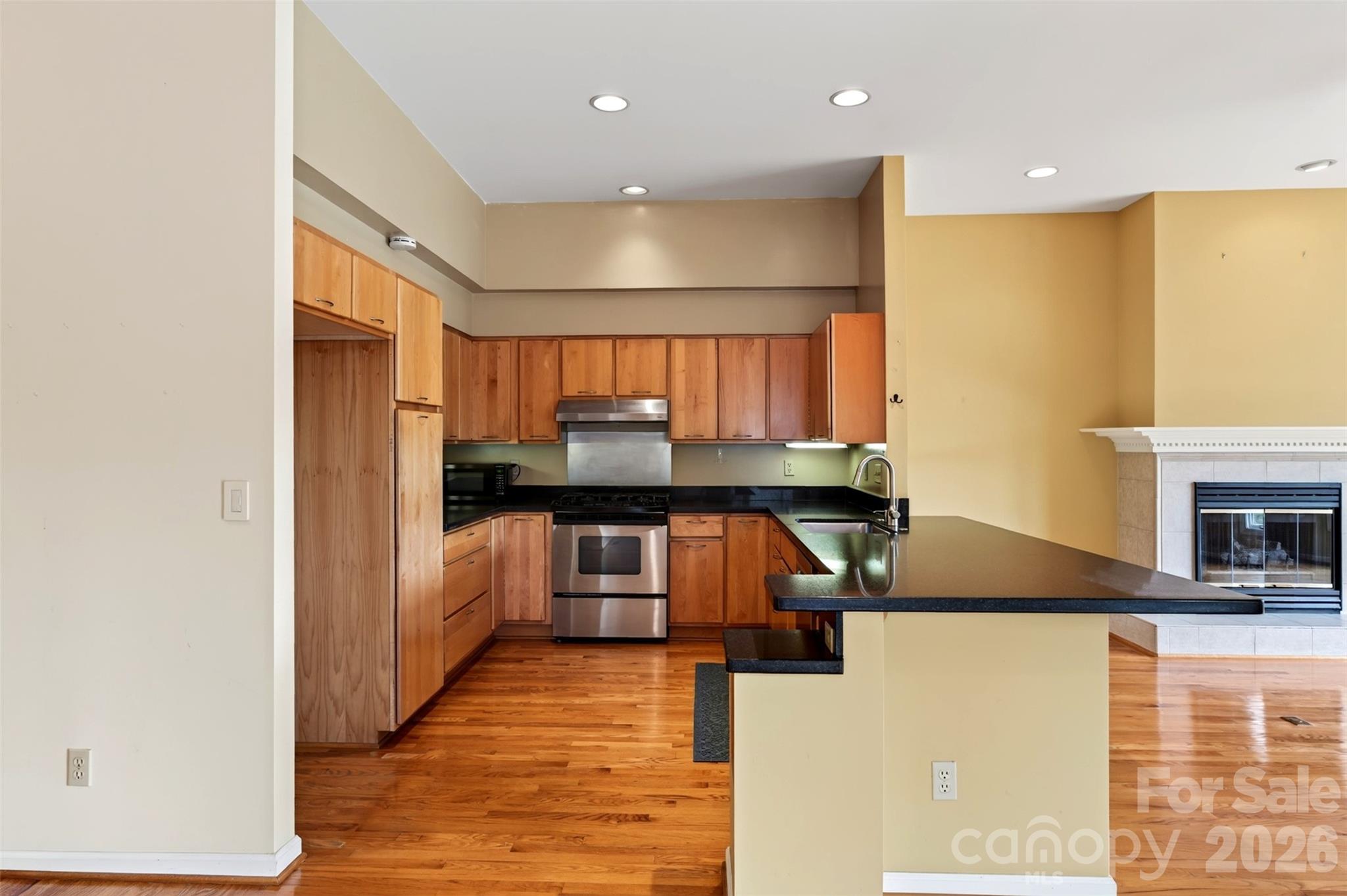 16 Spring Hollow Circle