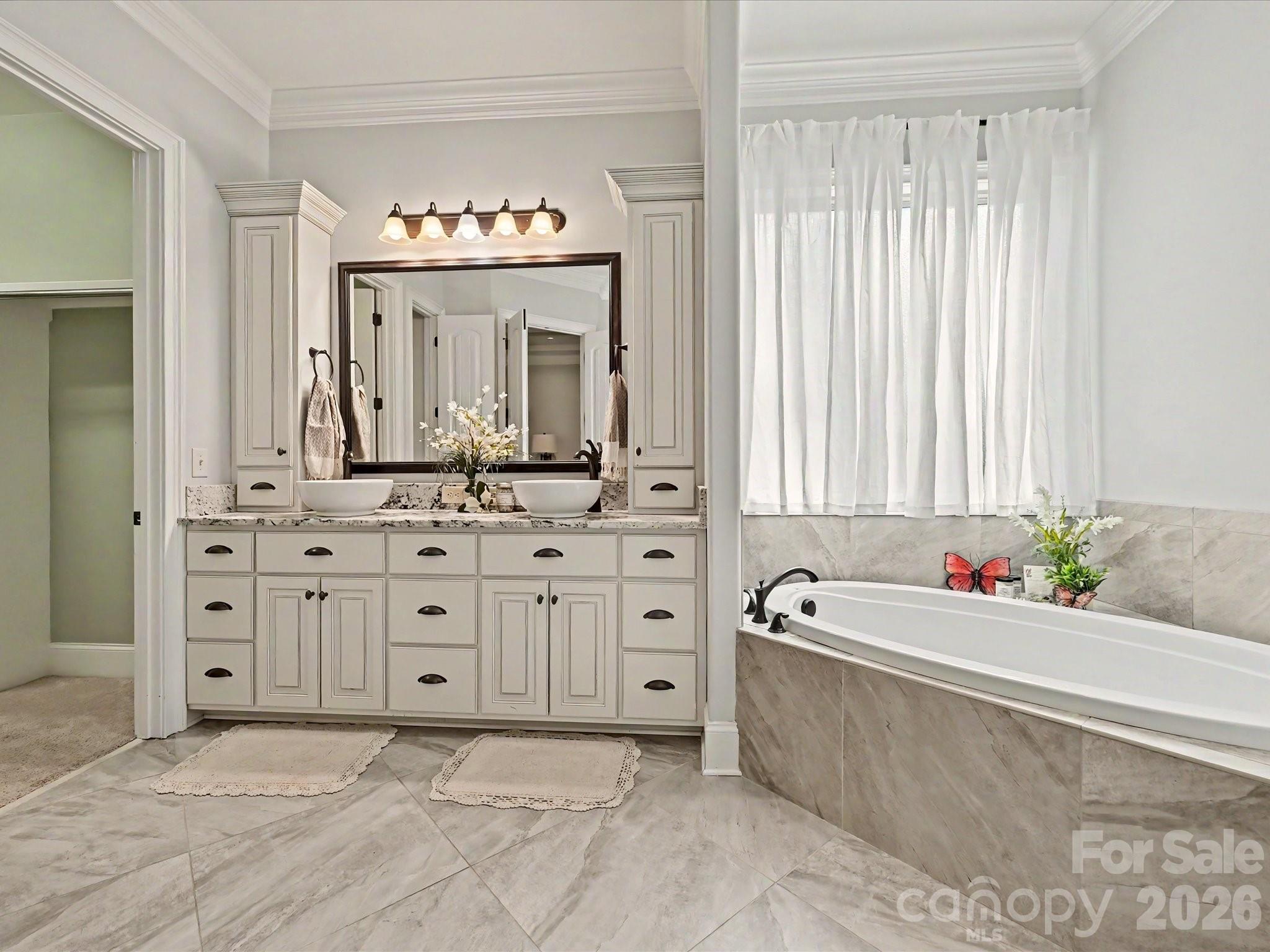 Palm Tree Cove - Residential