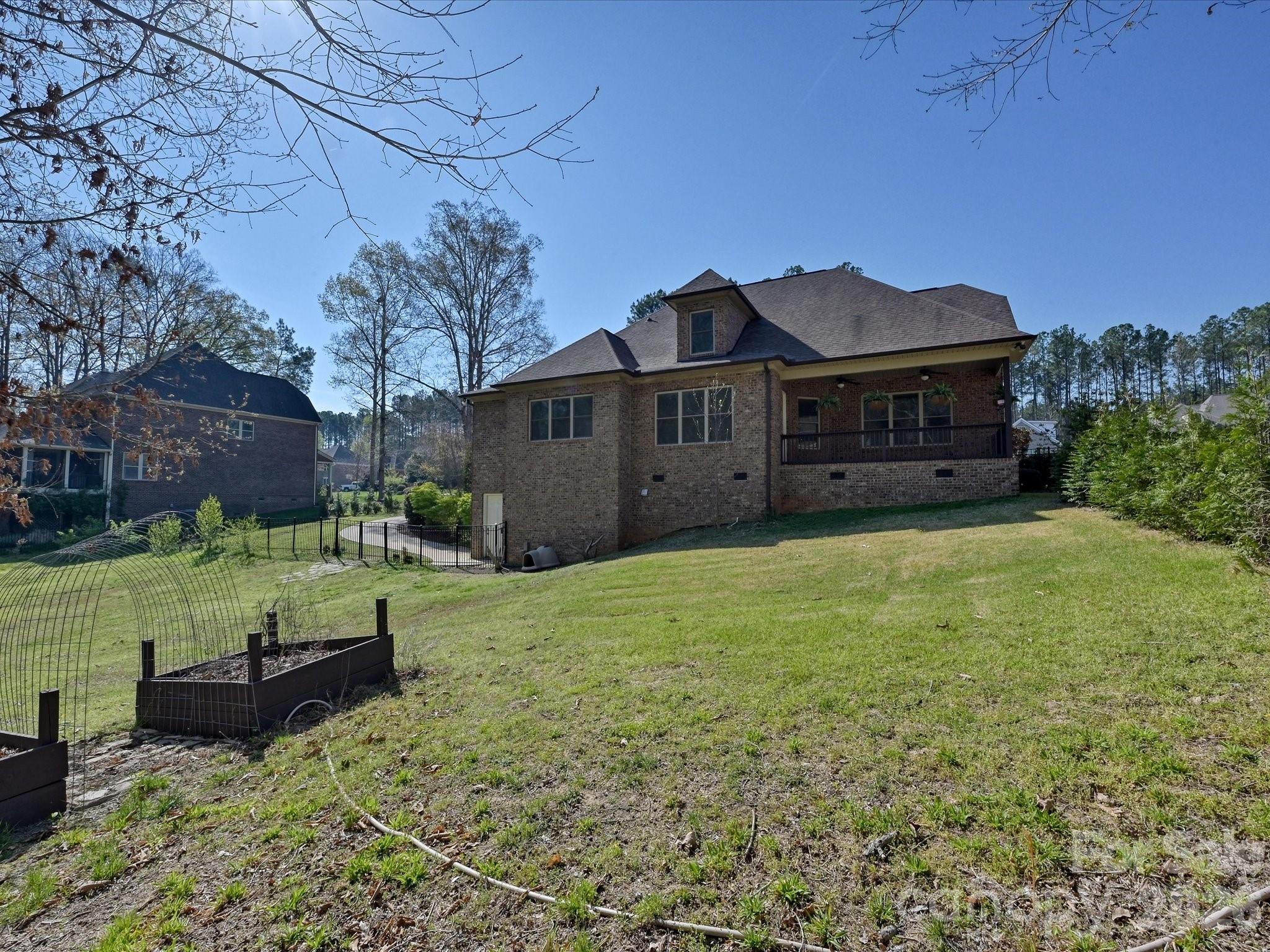 Palm Tree Cove - Residential