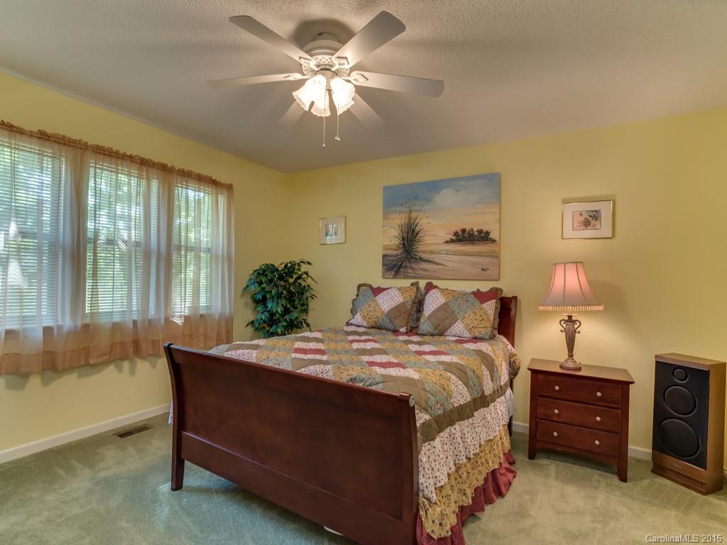 Rumbling Bald on Lake Lure - Residential