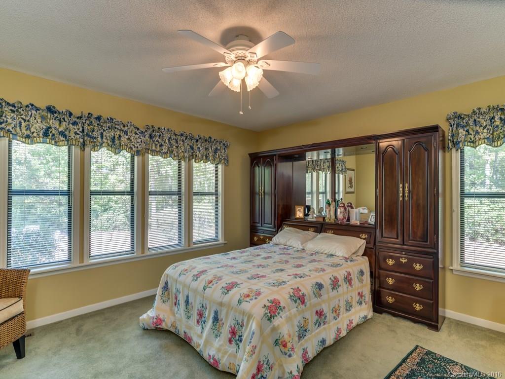 Rumbling Bald on Lake Lure - Residential