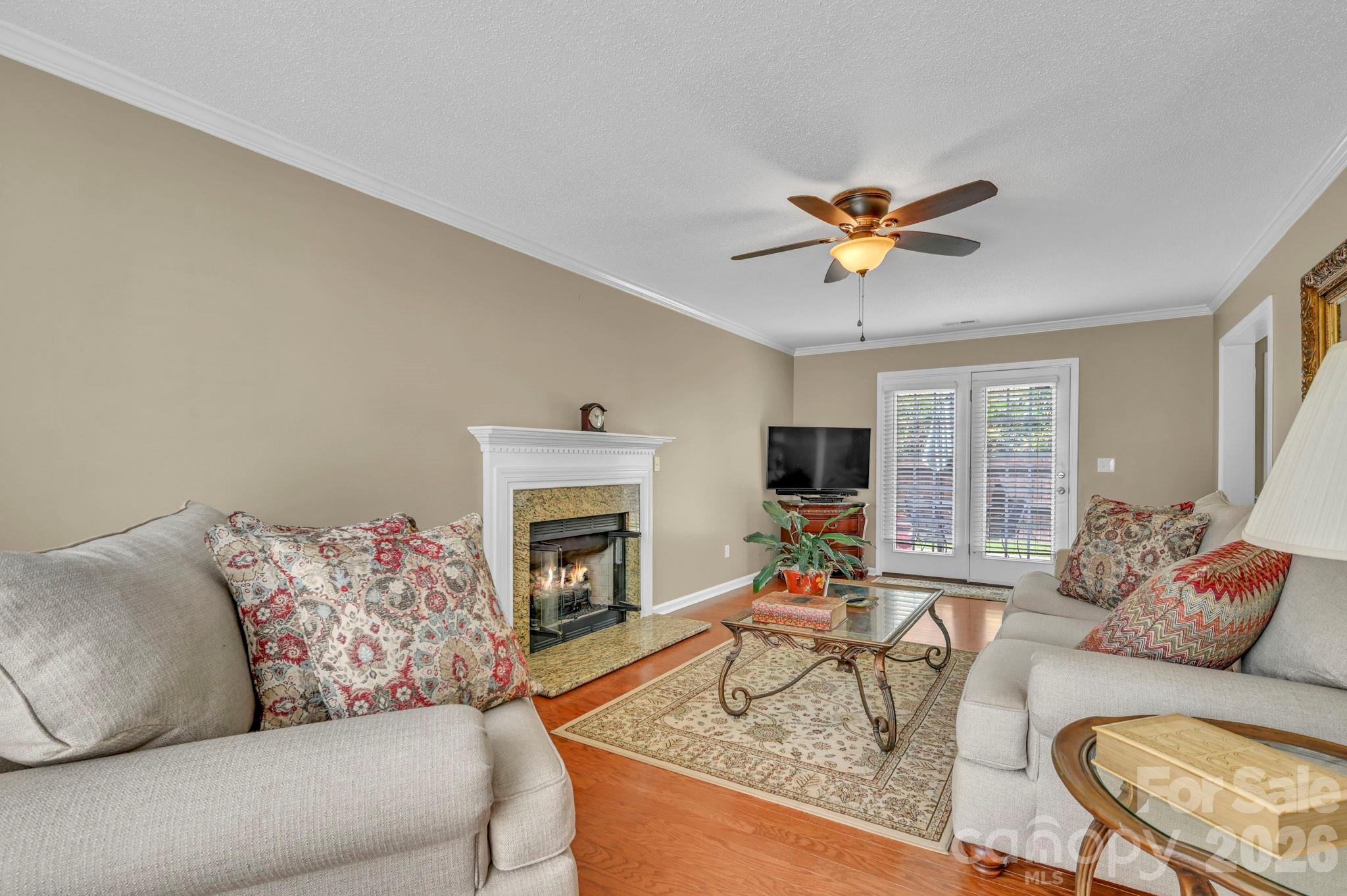 21 Sunberry Trail N