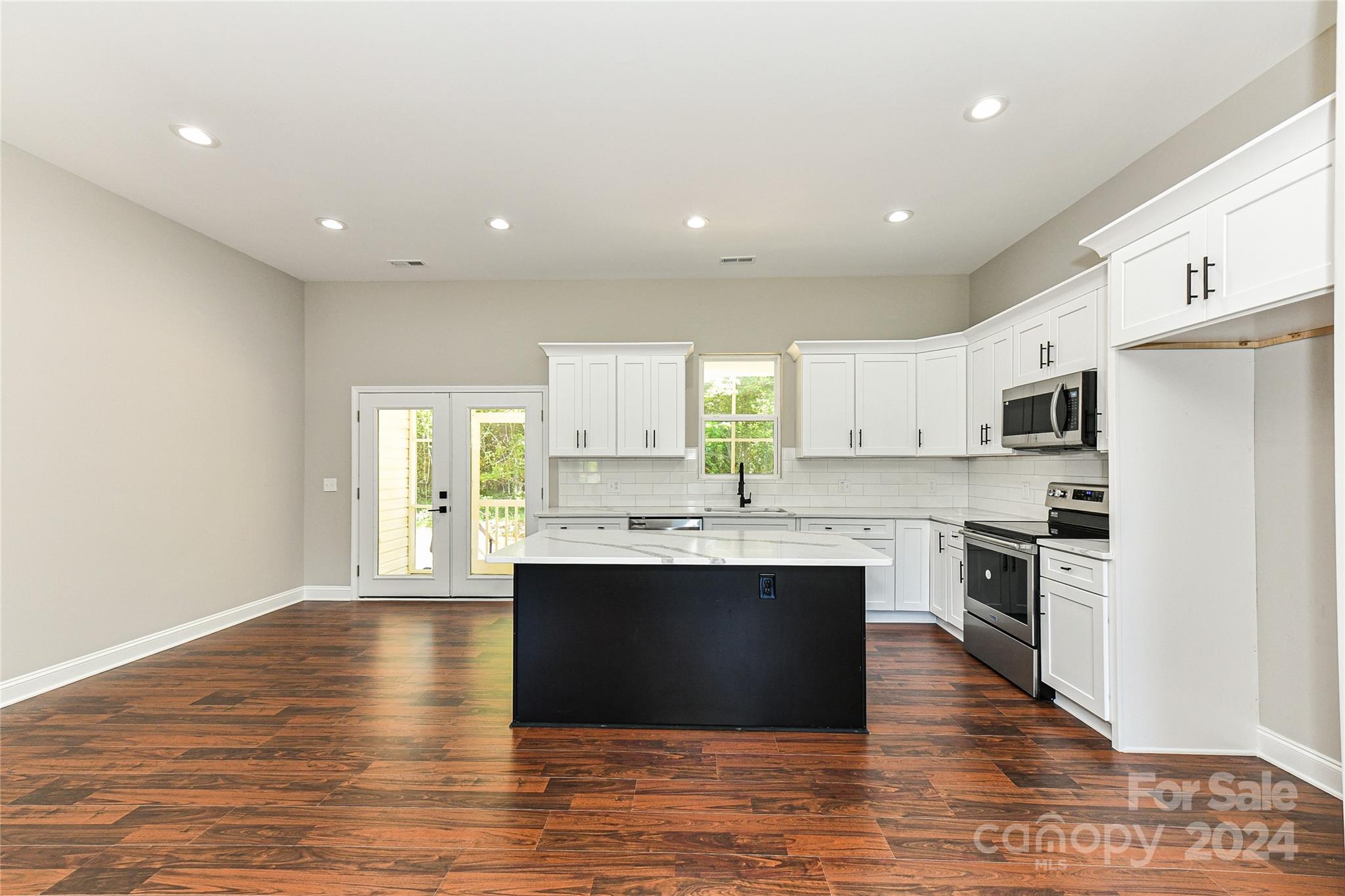 Poplar Forest - Residential