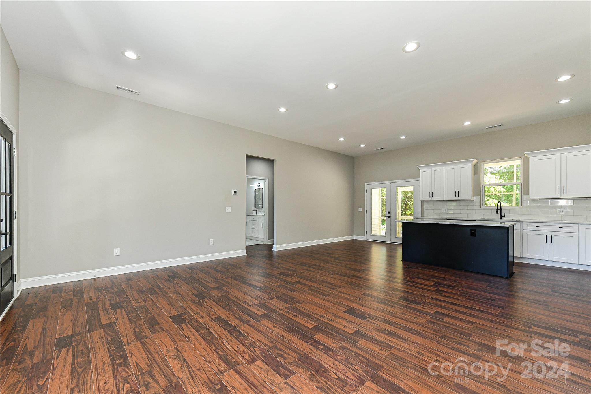 Poplar Forest - Residential