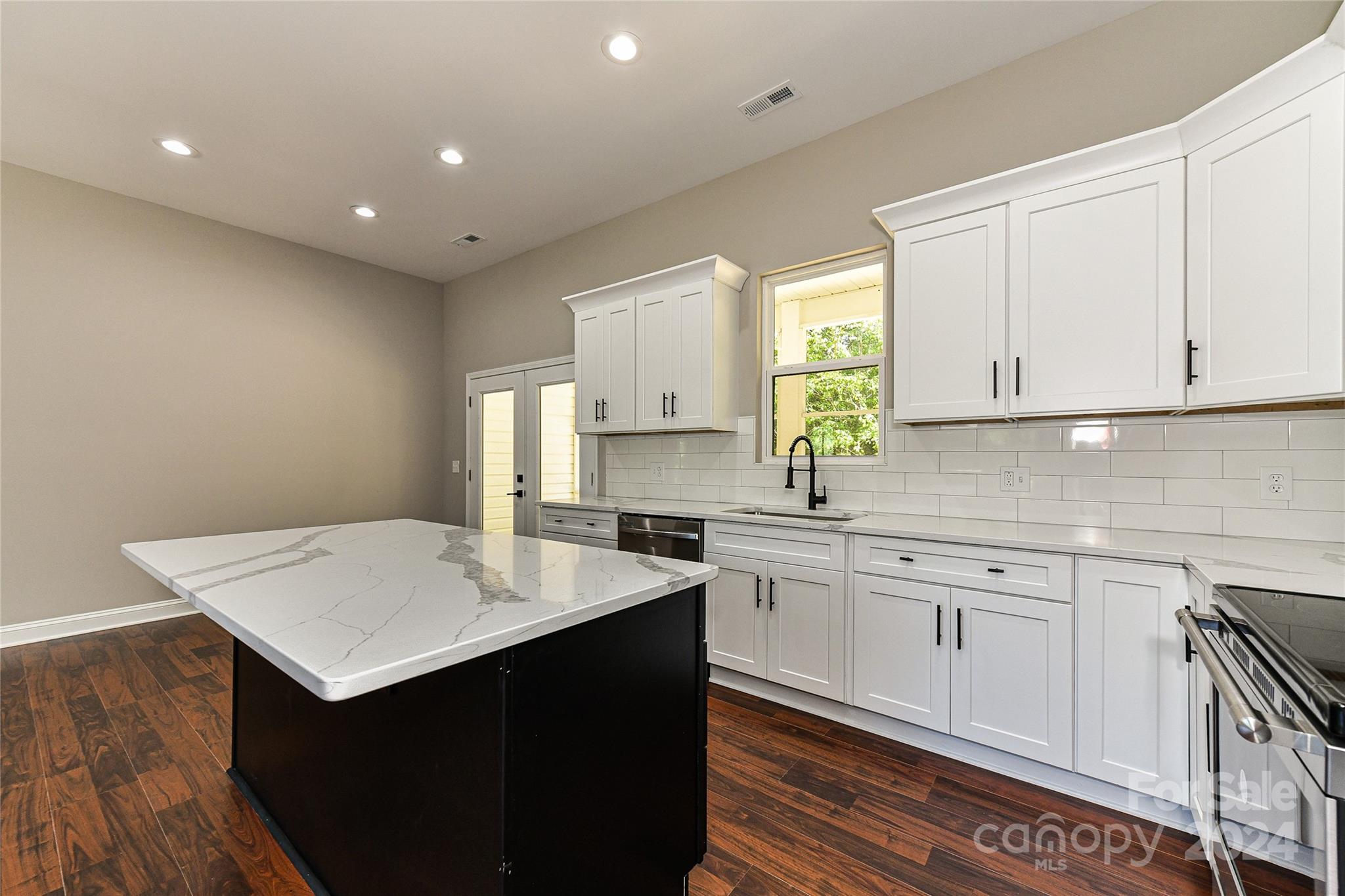 Poplar Forest - Residential