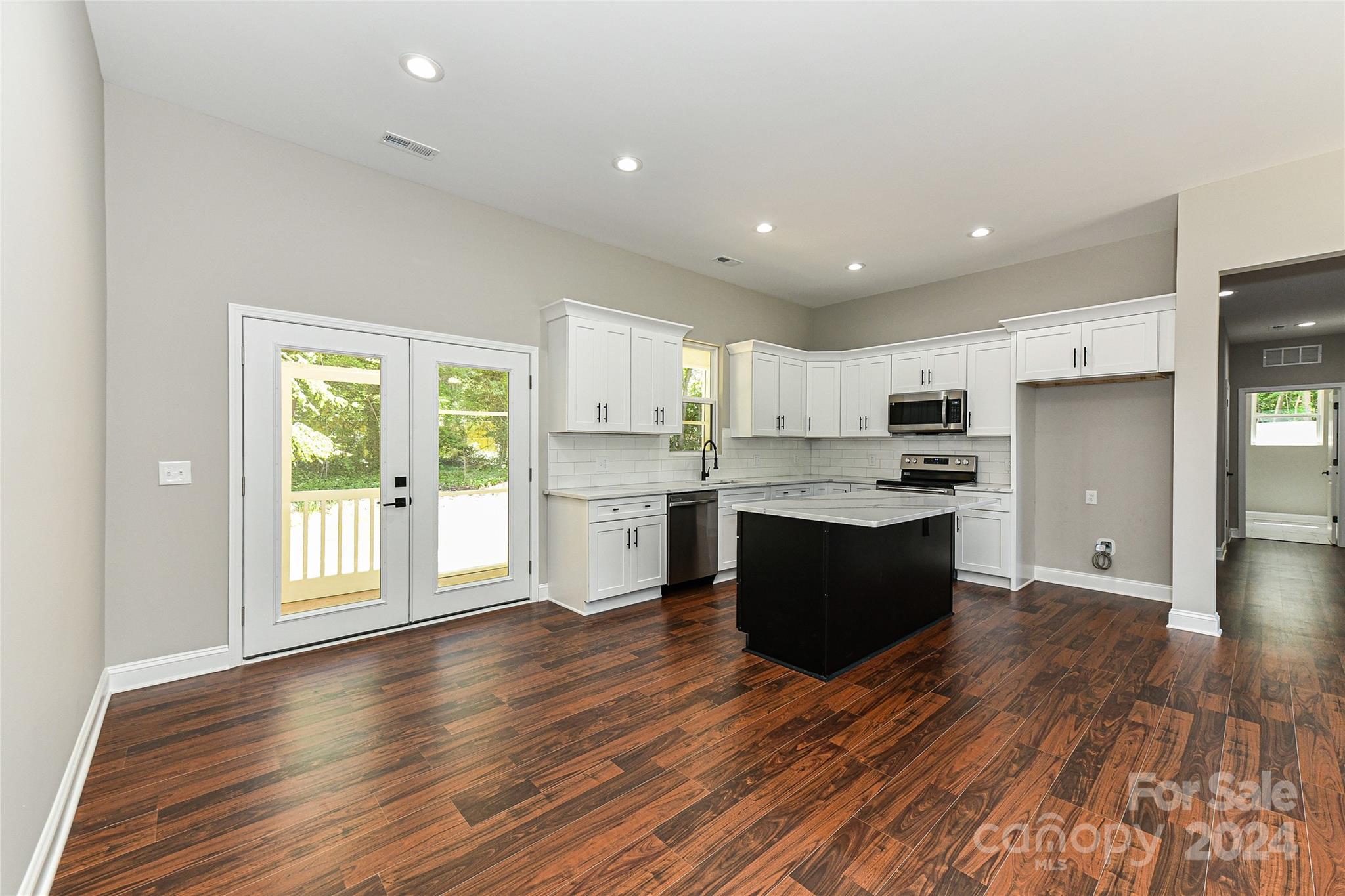 Poplar Forest - Residential