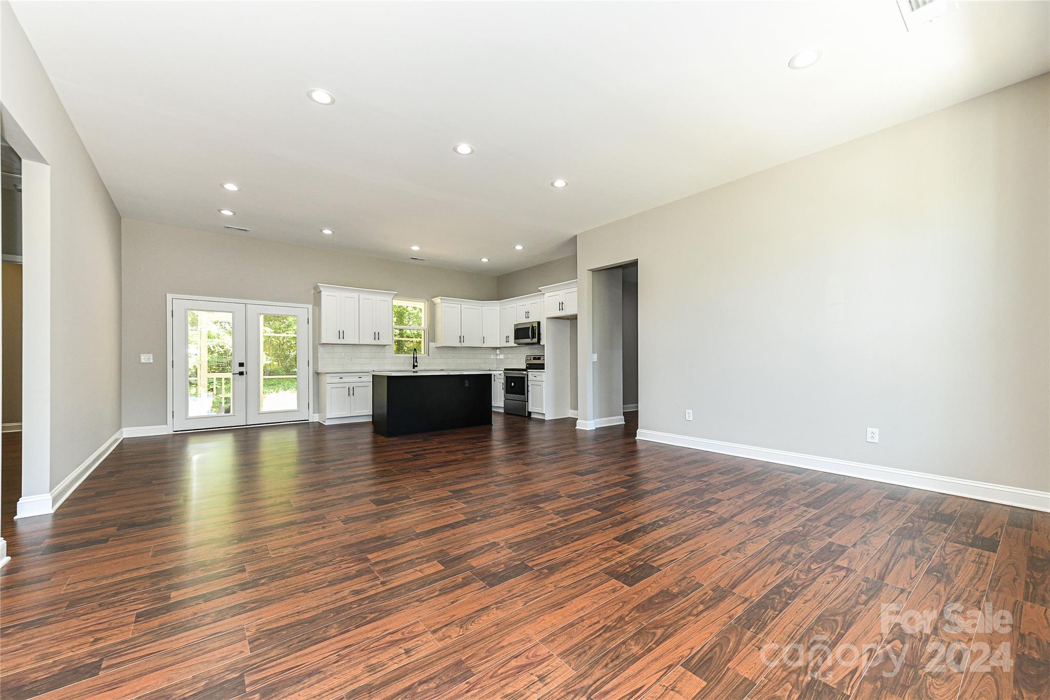 Poplar Forest - Residential