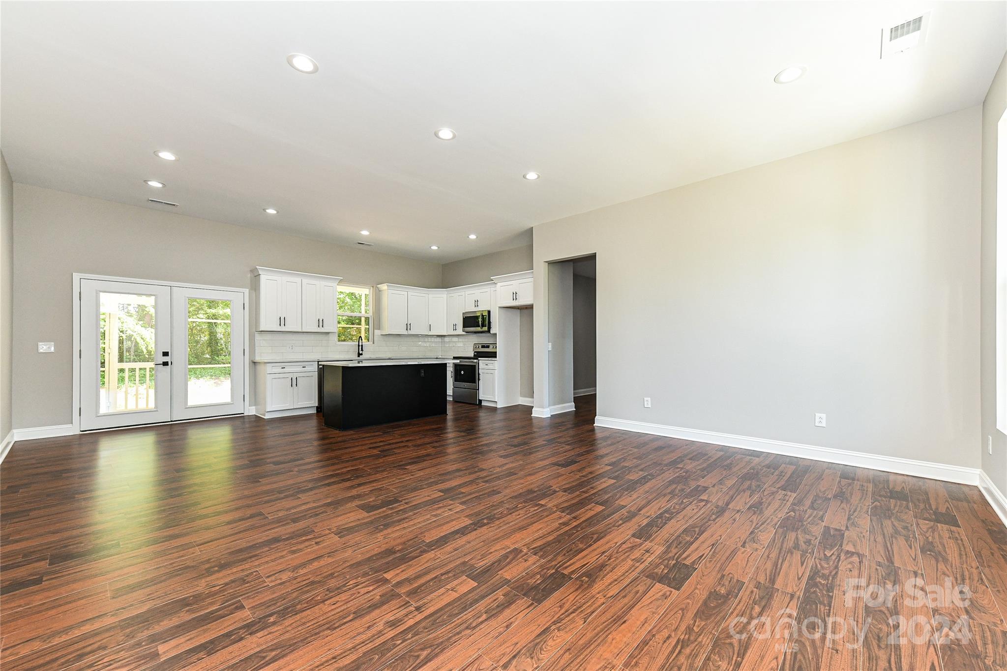 Poplar Forest - Residential