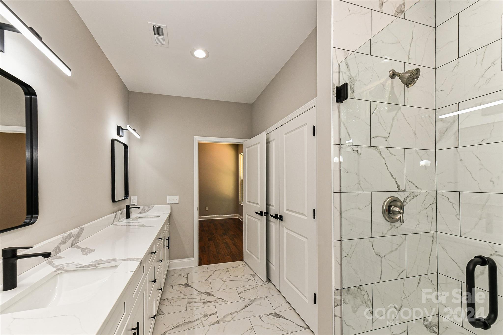 Poplar Forest - Residential