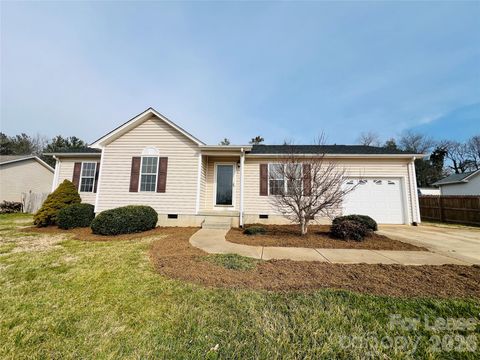 Photo of 2050 Rocketts Way, Newton, NC 28658 (MLS # 4398949)
