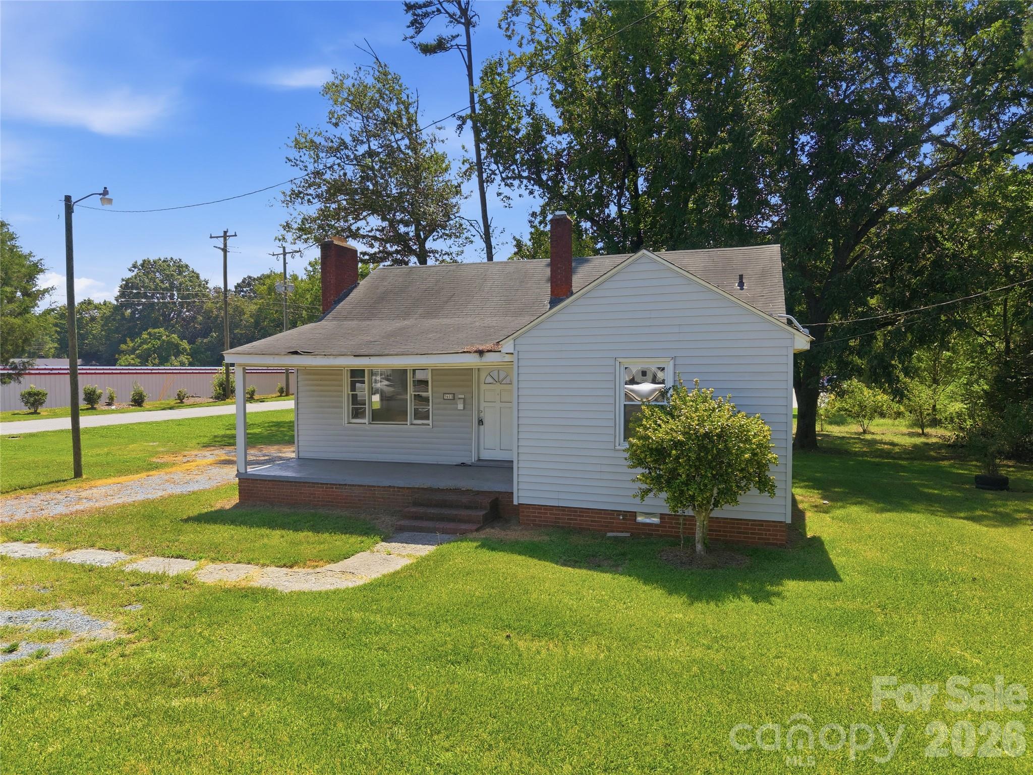 3618 Highway 74 Highway E