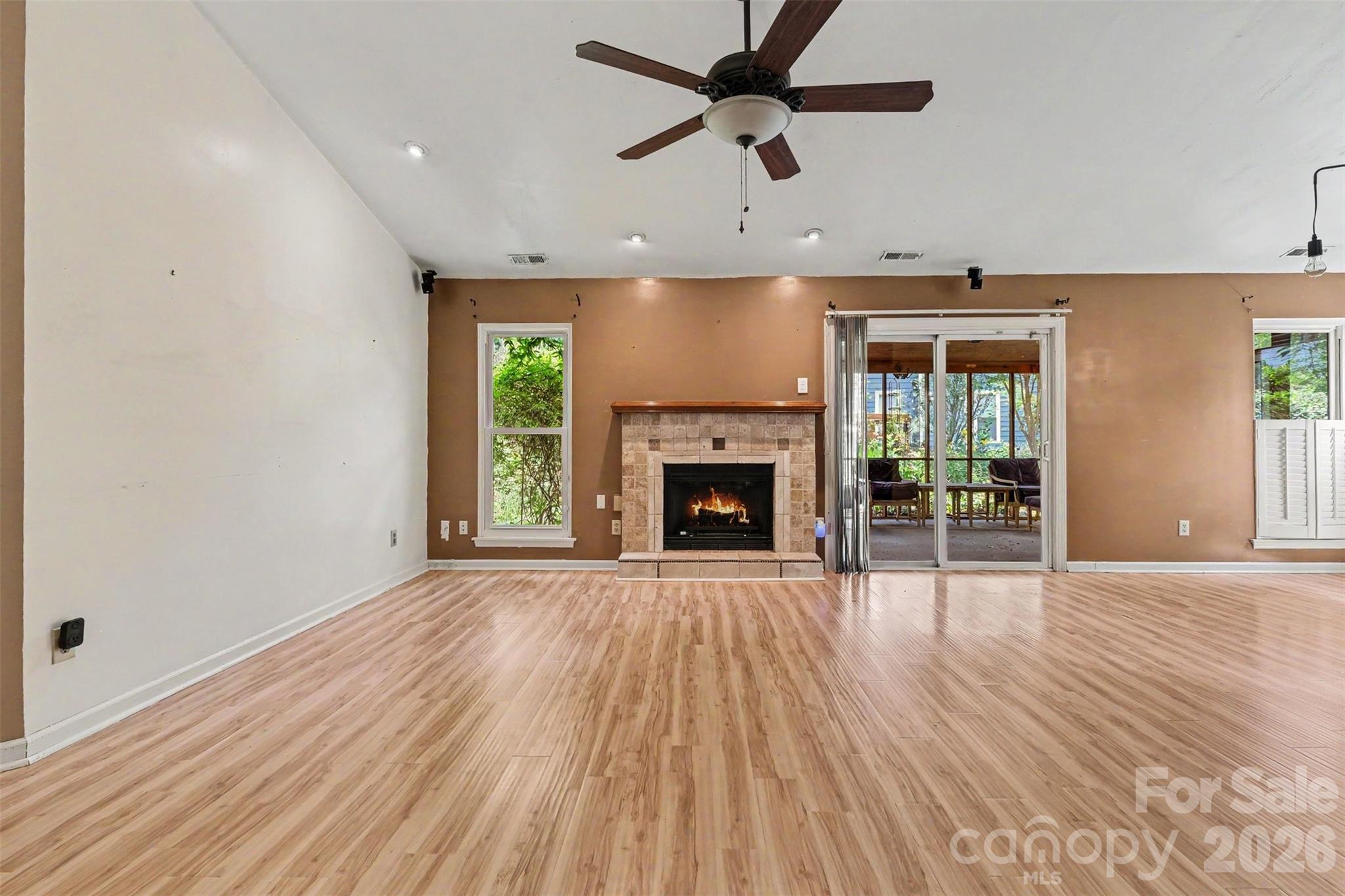 9330 Oren Thompson Road