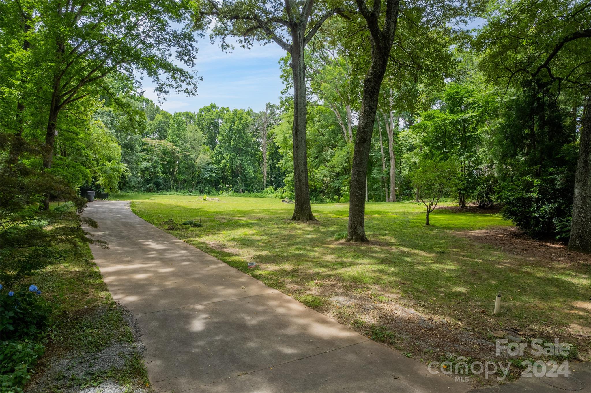 Town And Country Estates - Land