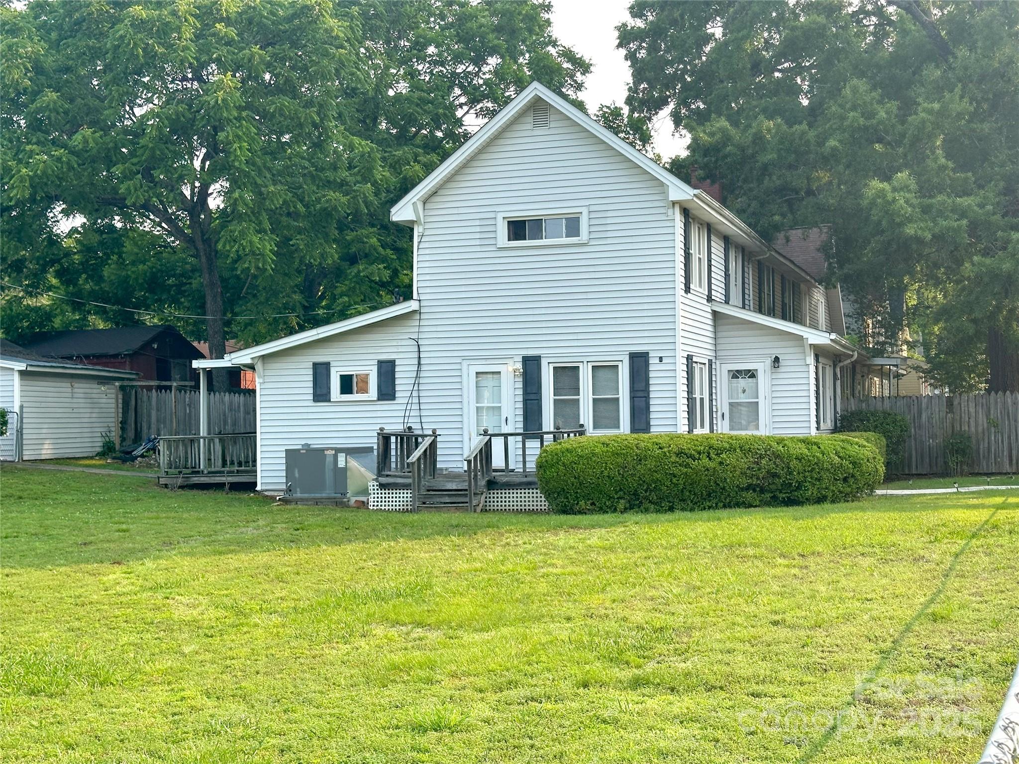 156 Spruce Street