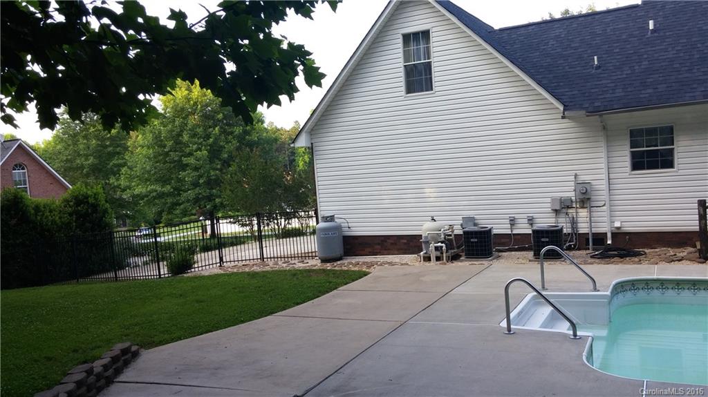 Forest Abbey - Residential