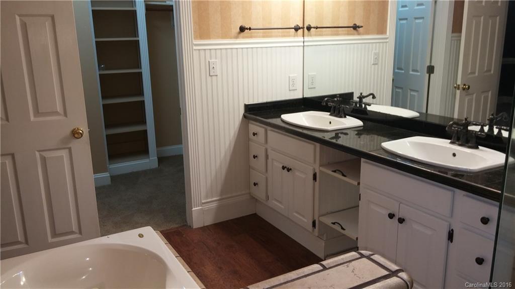 Forest Abbey - Residential