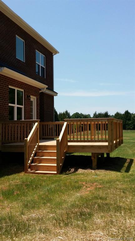 The Gates At Eastview - Residential
