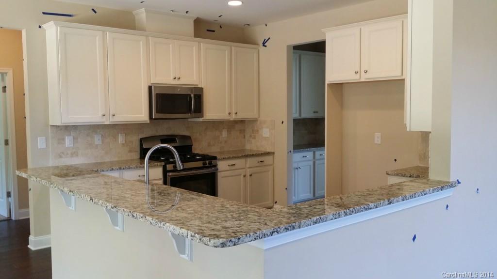 The Gates At Eastview - Residential