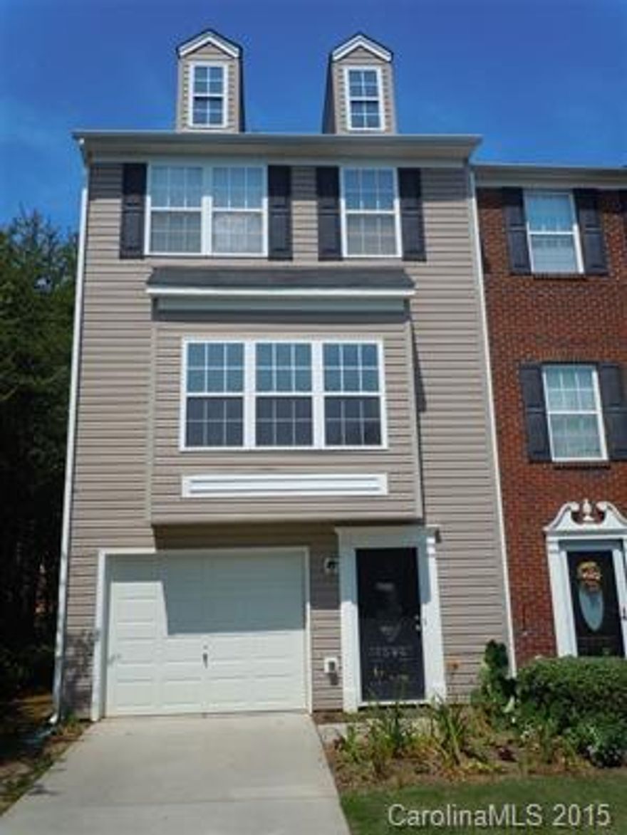 Remarkably large townhouse in Fort Mill.  Great location!  3 bedrooms on 3rd floor, 4th bedroom with 1/2 bath or bonus on 1st floor.  This one is a must see end unit.  Don't wait!