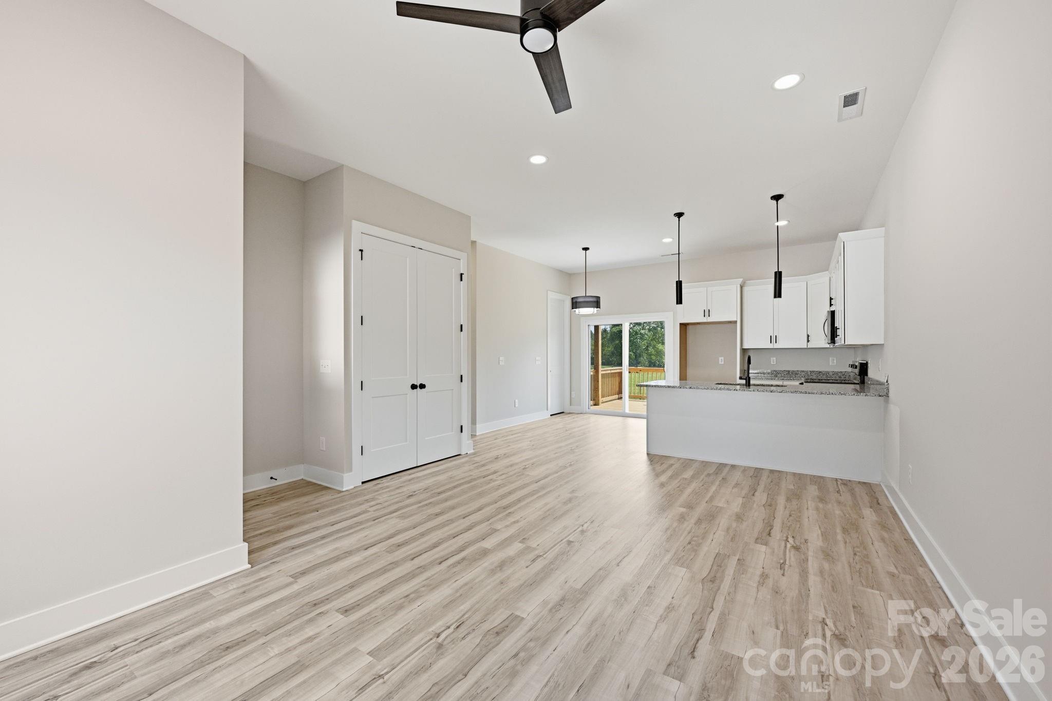1515 Robin Road