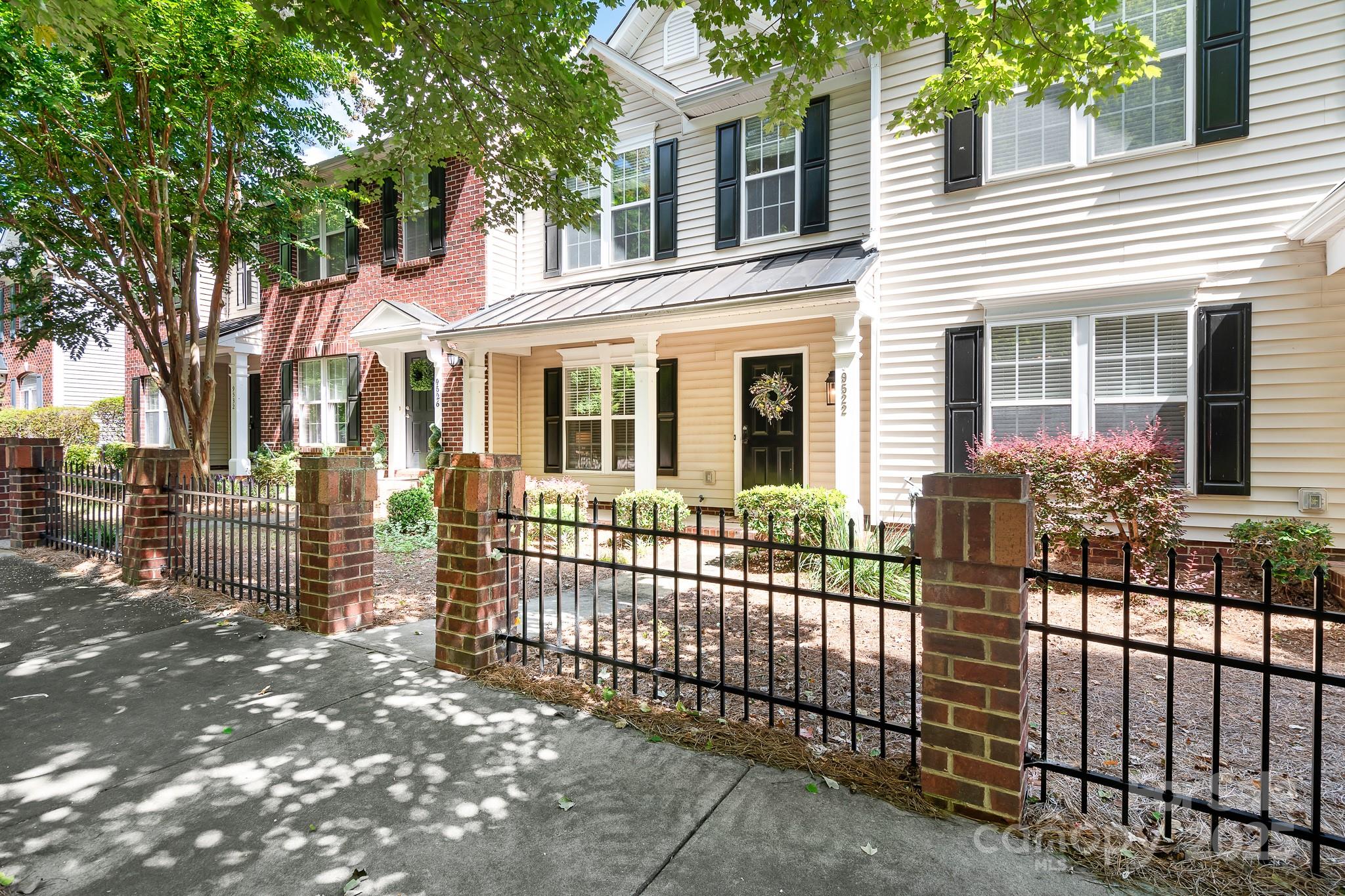 Oakhurst - Residential