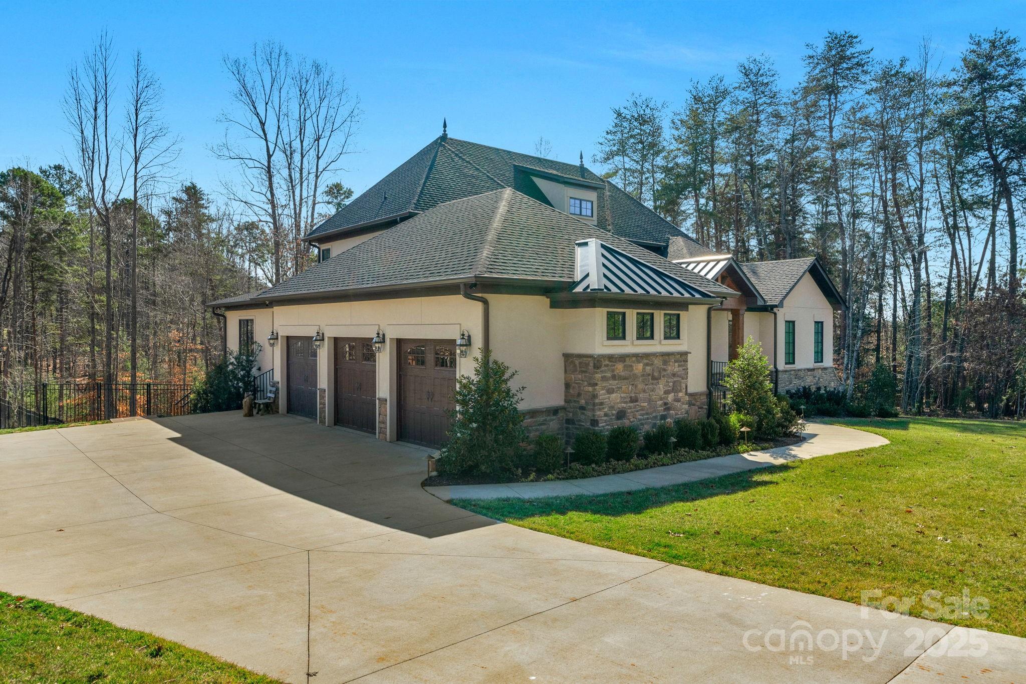 Reflection Pointe - Residential