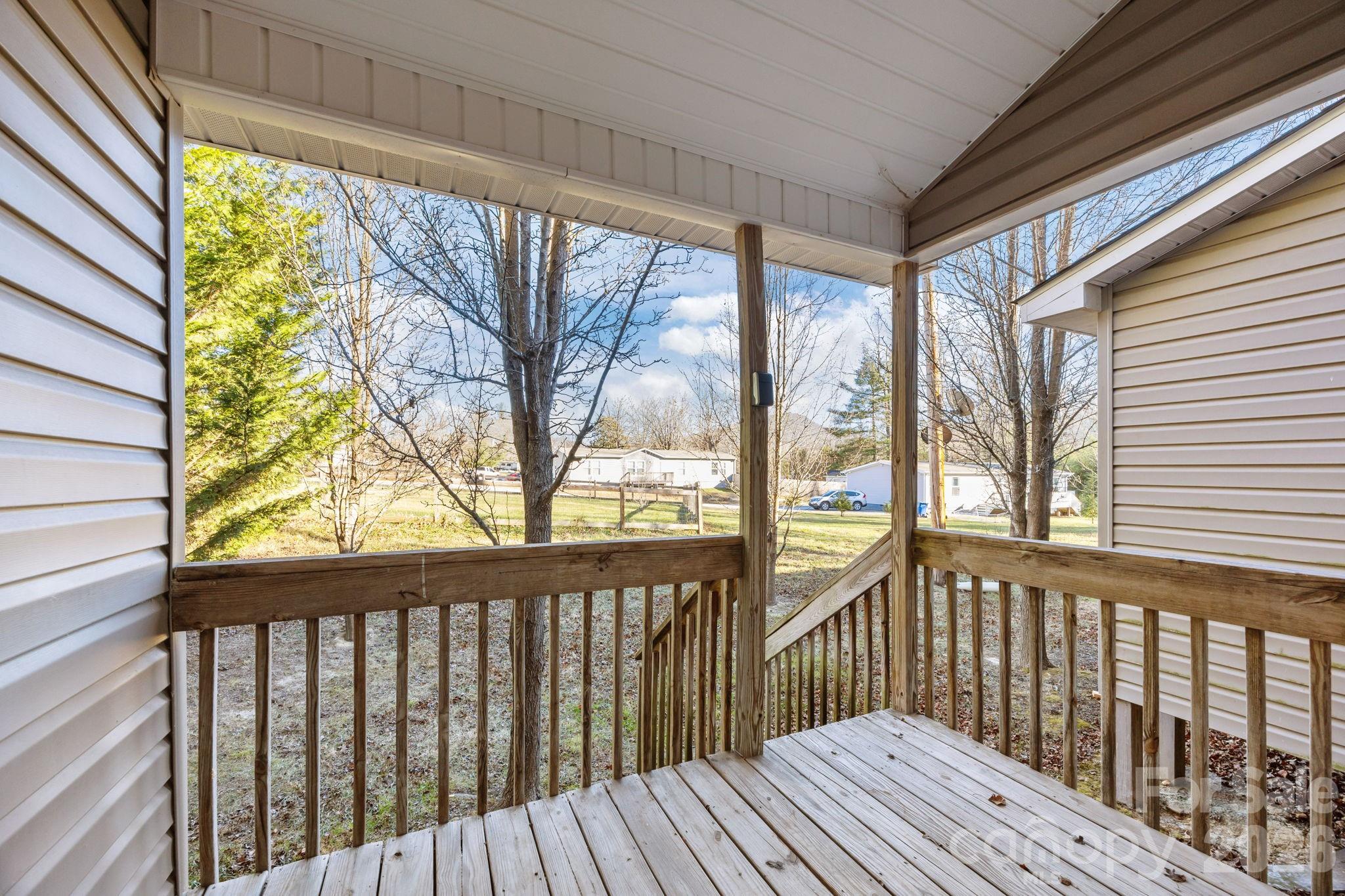 2 Meadow Glen Drive
