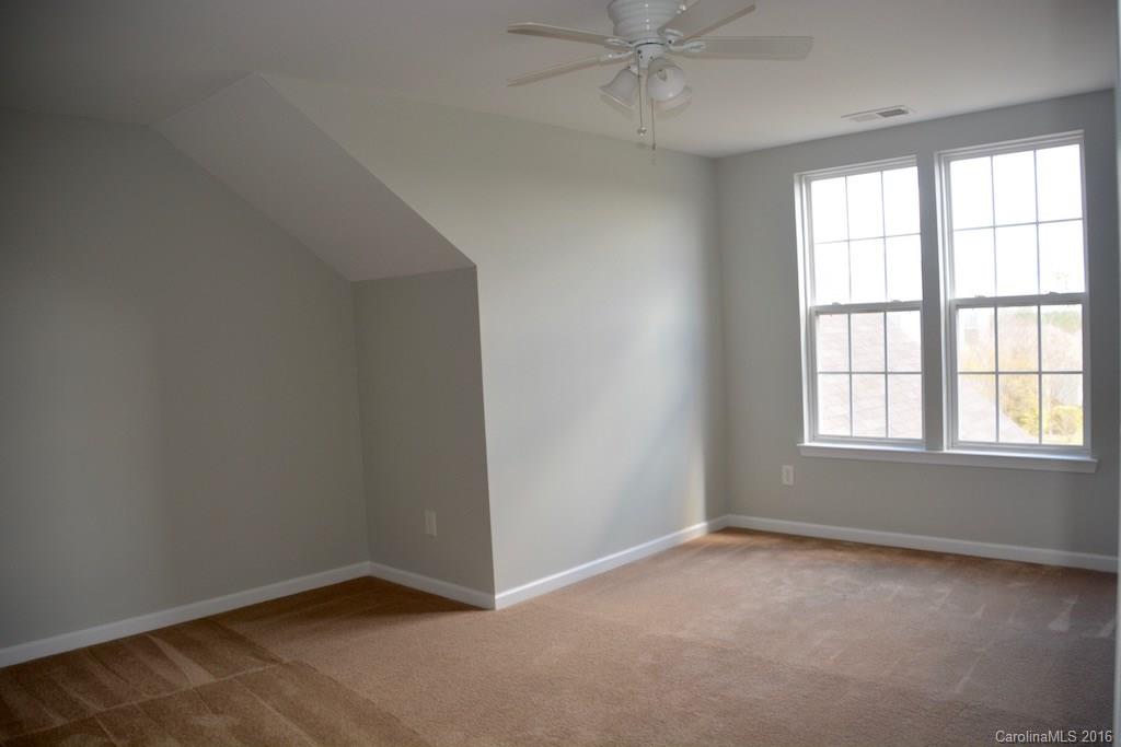 Autumn Cove At Lake Wylie - Residential