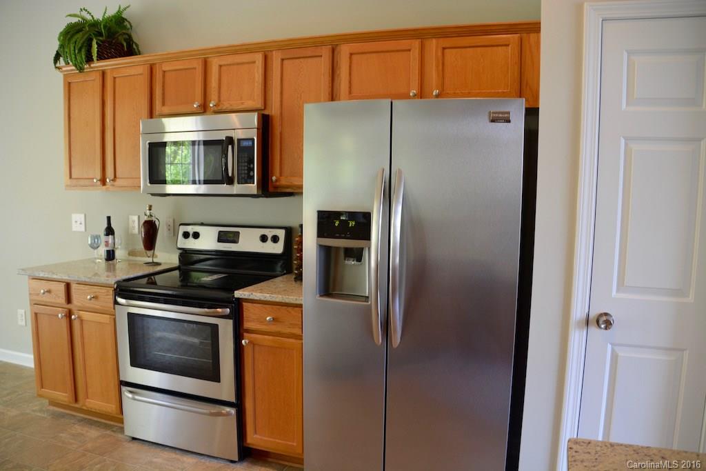 Autumn Cove At Lake Wylie - Residential