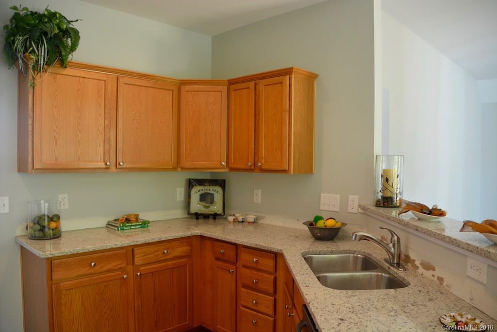 Autumn Cove At Lake Wylie - Residential