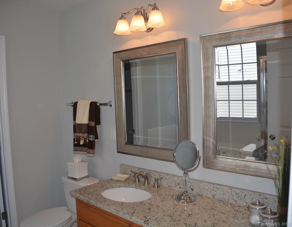 Autumn Cove At Lake Wylie - Residential