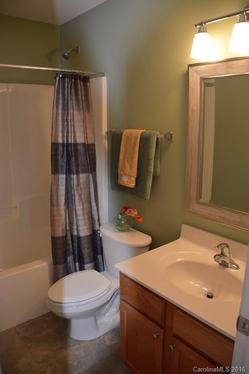 Autumn Cove At Lake Wylie - Residential