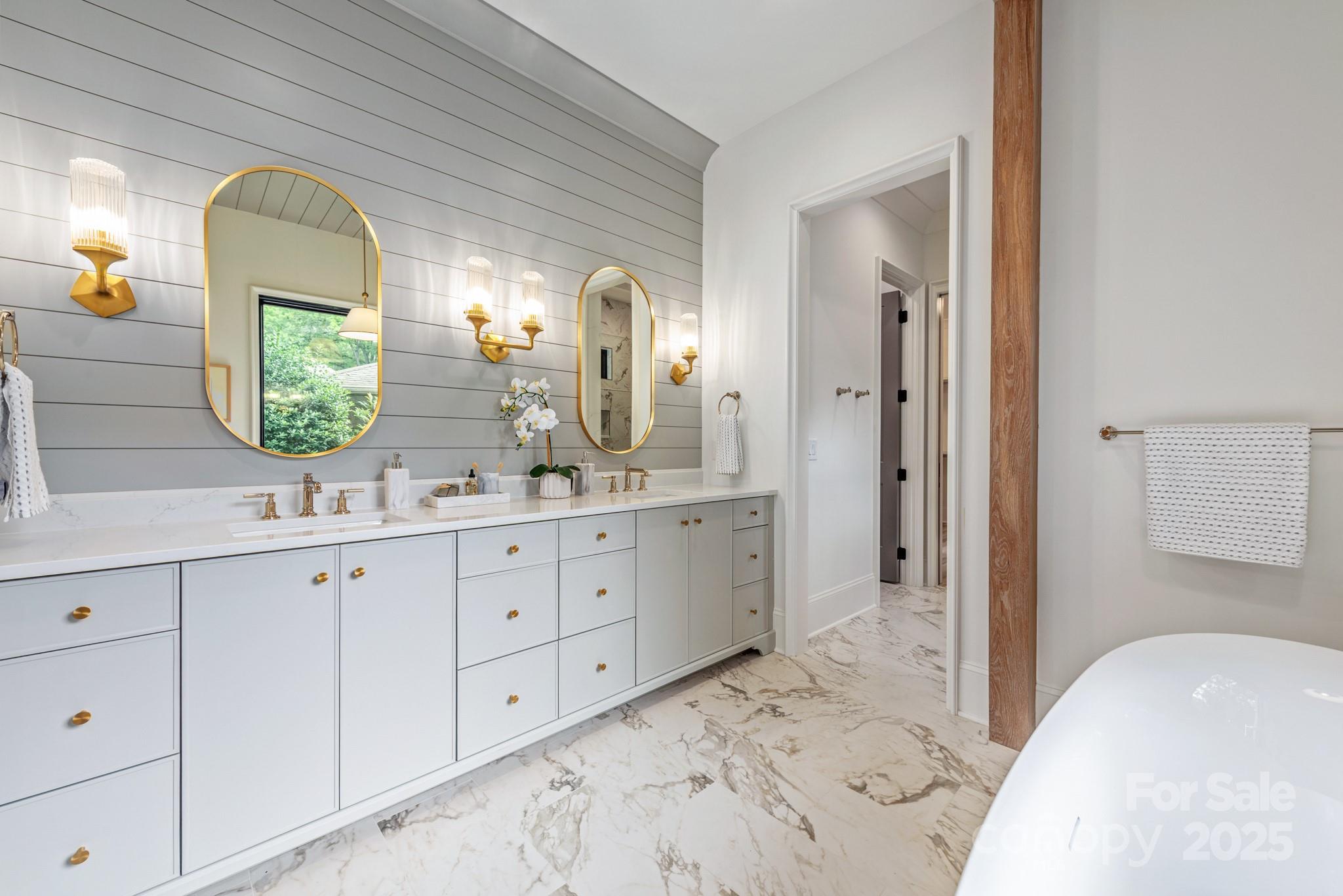 Lansdowne - Residential