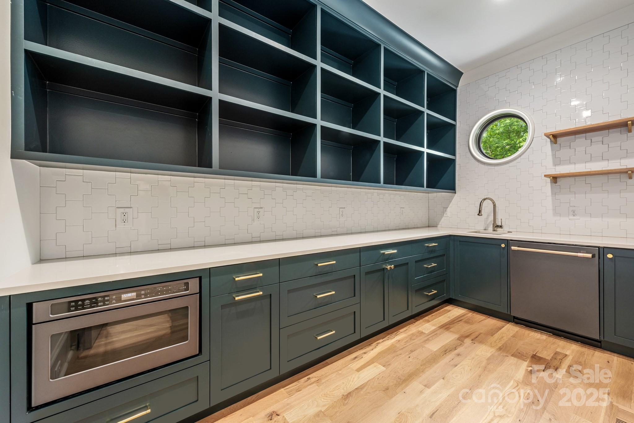 Lansdowne - Residential