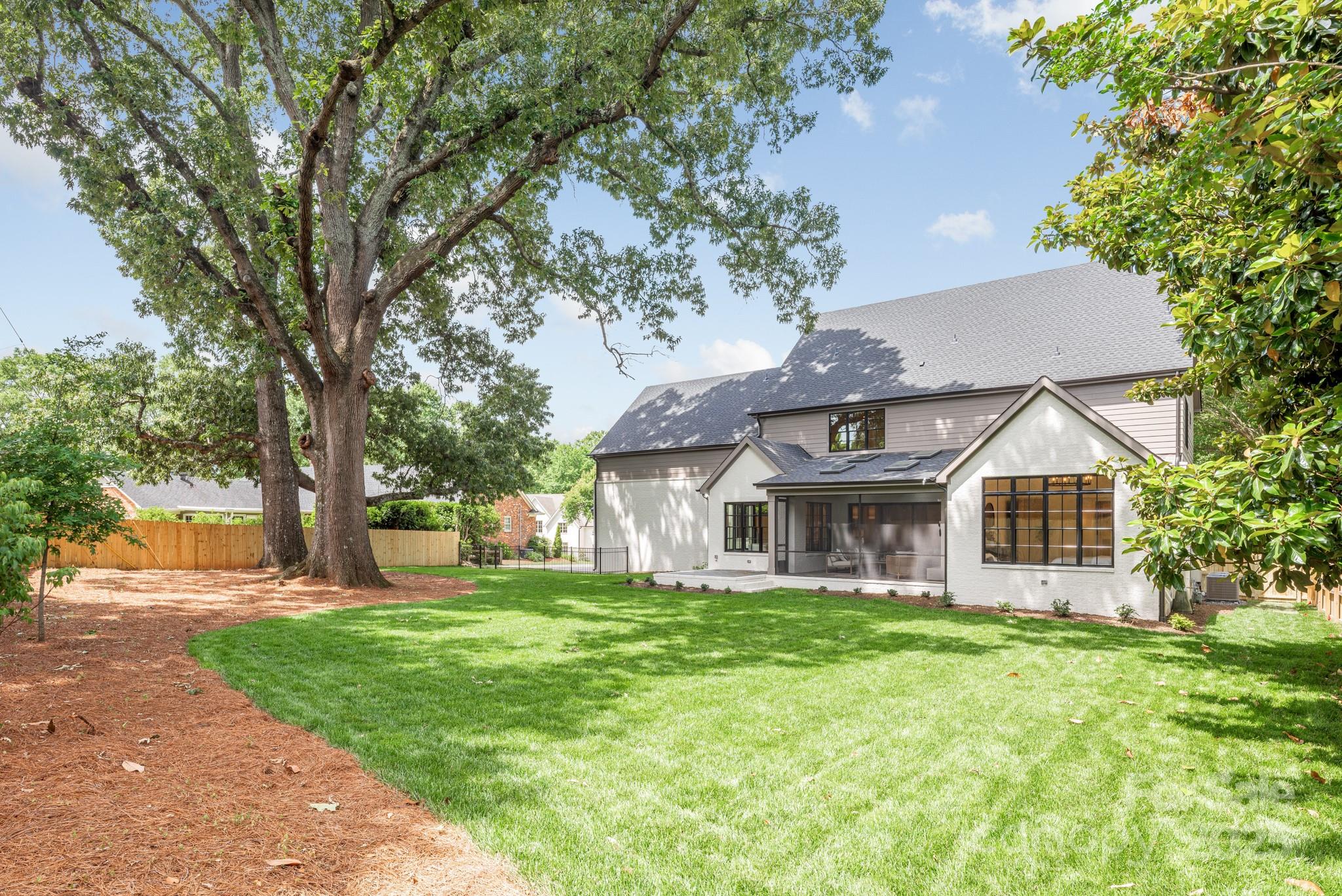 Lansdowne - Residential