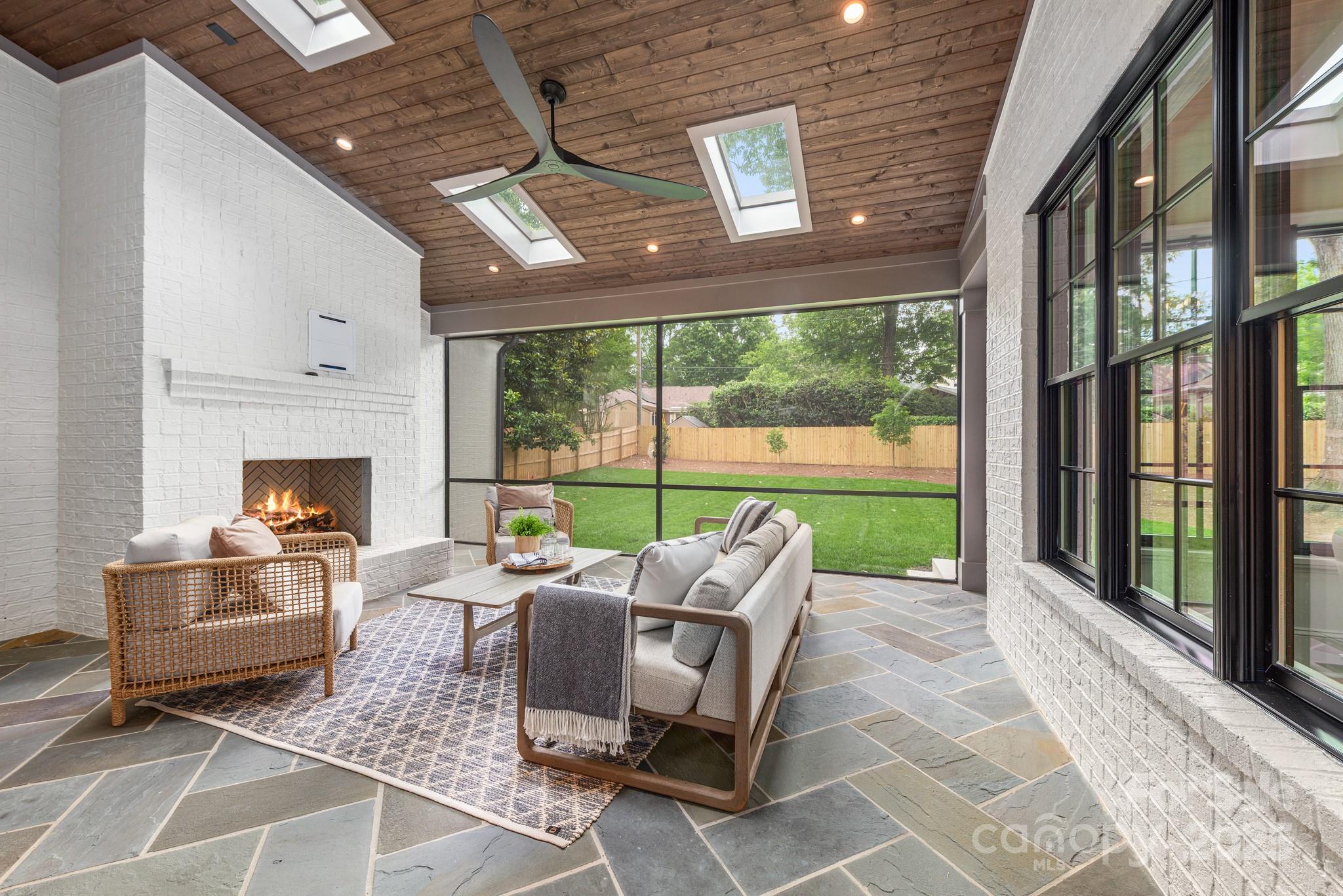 Lansdowne - Residential