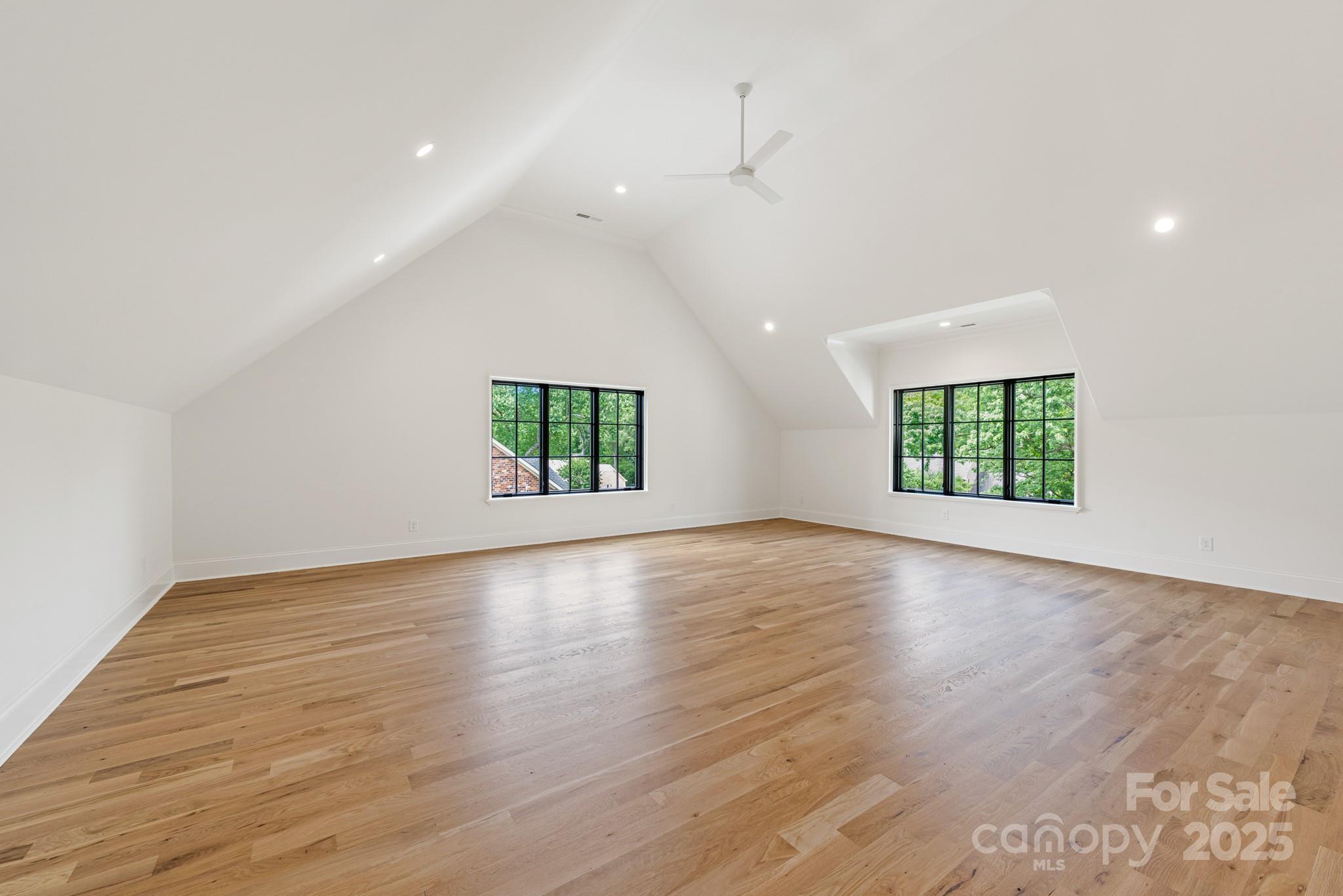 Lansdowne - Residential