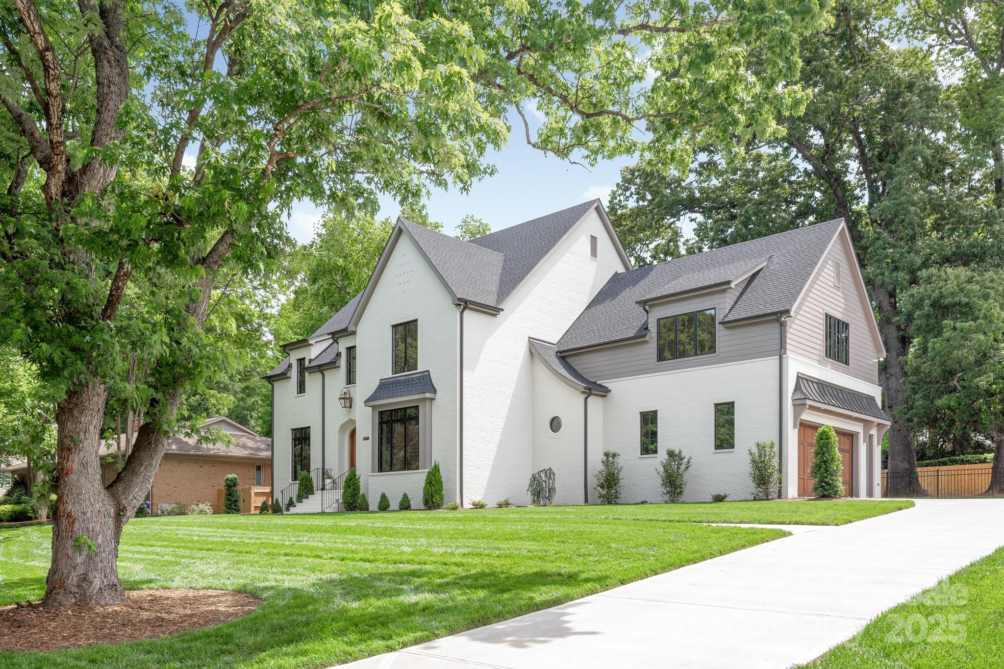 5124 Lansing Drive