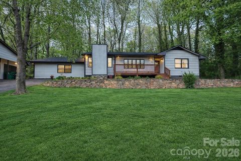 70 Melton Road Candler NC 28715